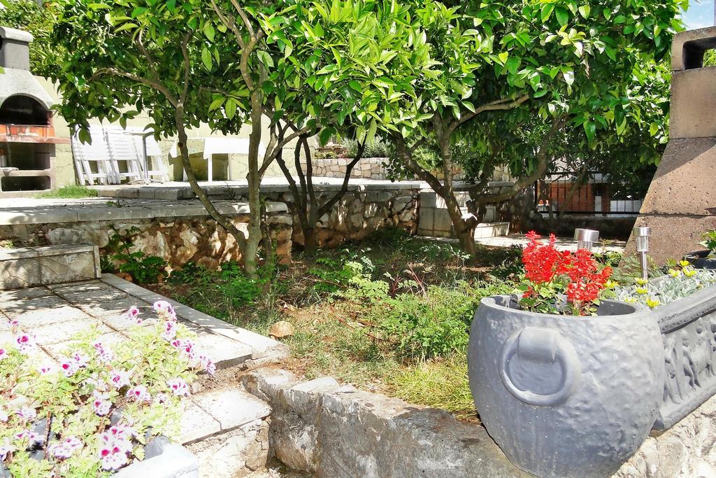 Holiday Home Apartment Tedo เคล็ค ภายนอก รูปภาพ