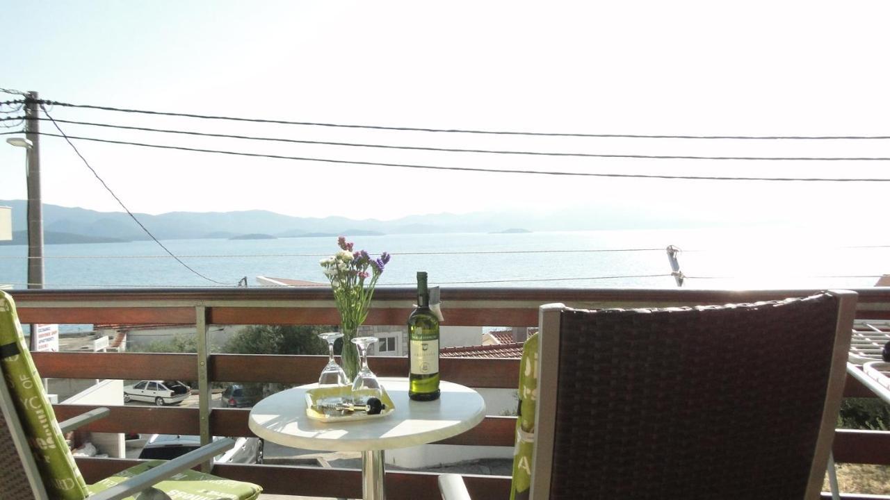 Holiday Home Apartment Tedo เคล็ค ภายนอก รูปภาพ